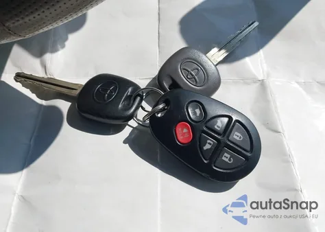 2013 Toyota Sienna Xle 7 Passenger from USA, damaged, VIN 5TDDK3DC2DS058664